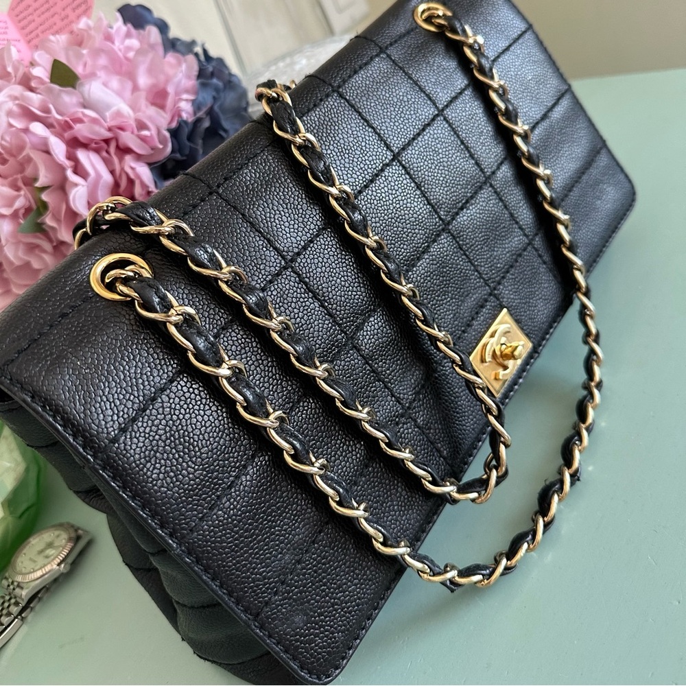 Chanel CC Chocolate Bar Caviar Leather Chain Shoulder bag w/ COA - Picture 4 of 17